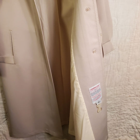 London Fog Ivory Trench Coat 3/4 length - Picture 5 of 8